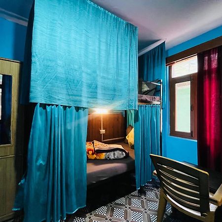 Non Stop Cafe Hostel & Stay Manāli Εξωτερικό φωτογραφία